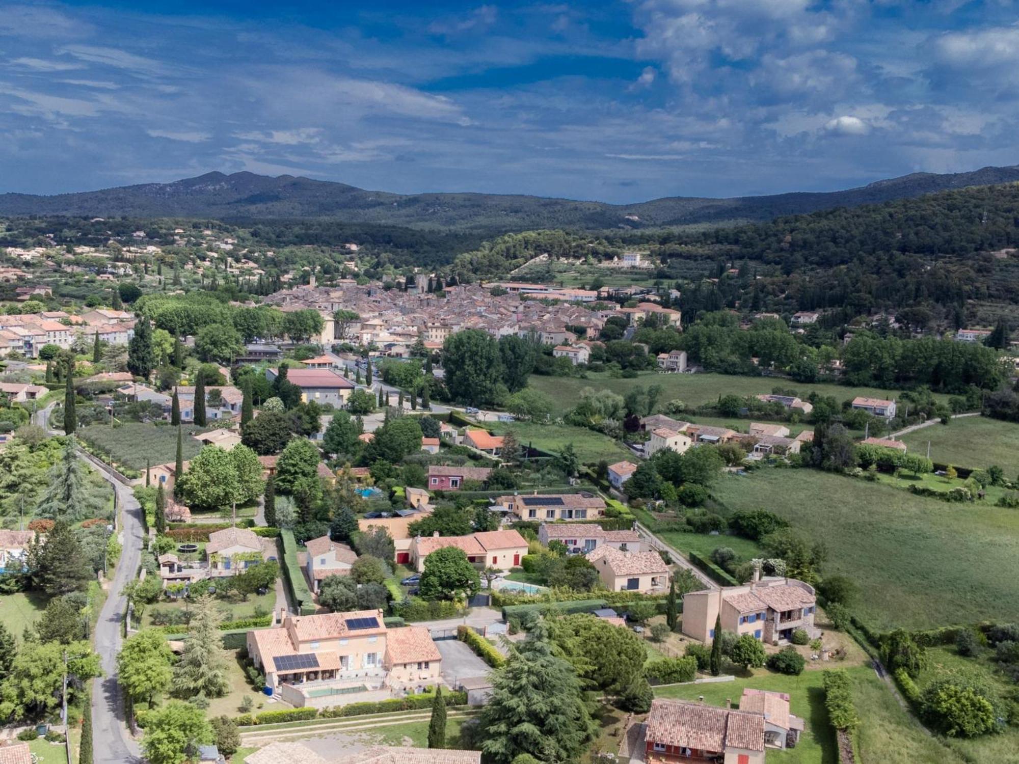 Villa Les Burons Aups Exterior foto